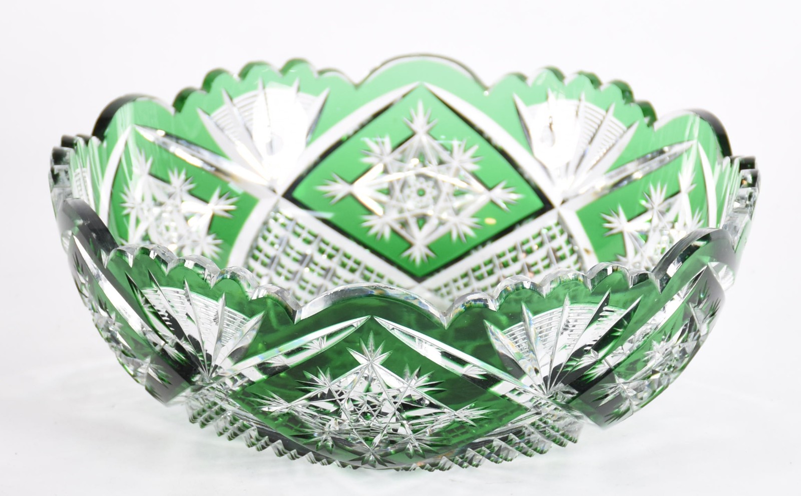 Bowl de cristal doublé verde lapidado, borda recortada, pequenos... - foto 3 de 4