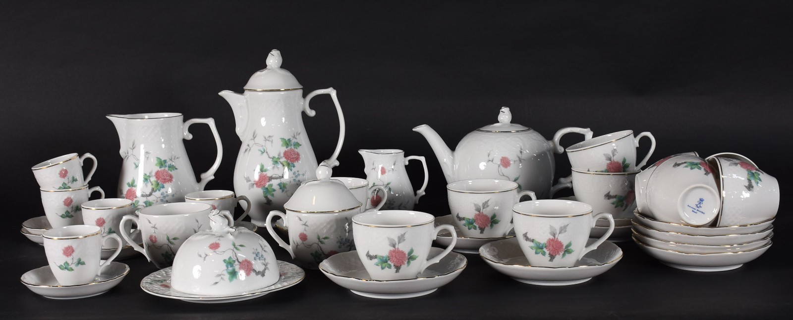 Serviço para chá e café de porcelana nacional Beatriz composto de: 6... - foto 2 de 5