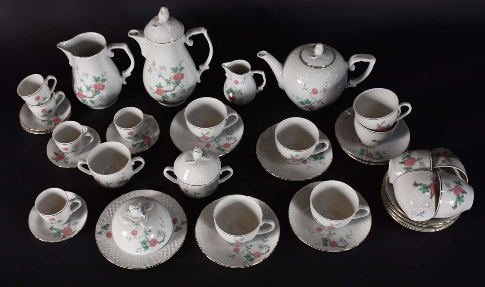 Serviço para chá e café de porcelana nacional Beatriz composto de: 6... - foto 3 de 5