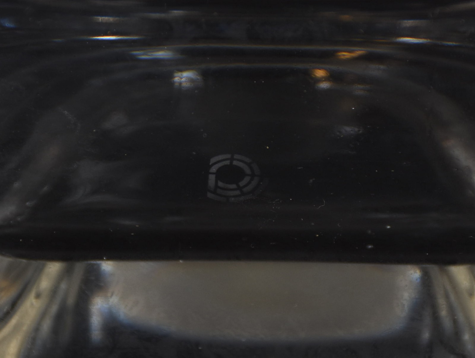 Quatro garrafas diversas em demi cristal. - foto 4 de 4