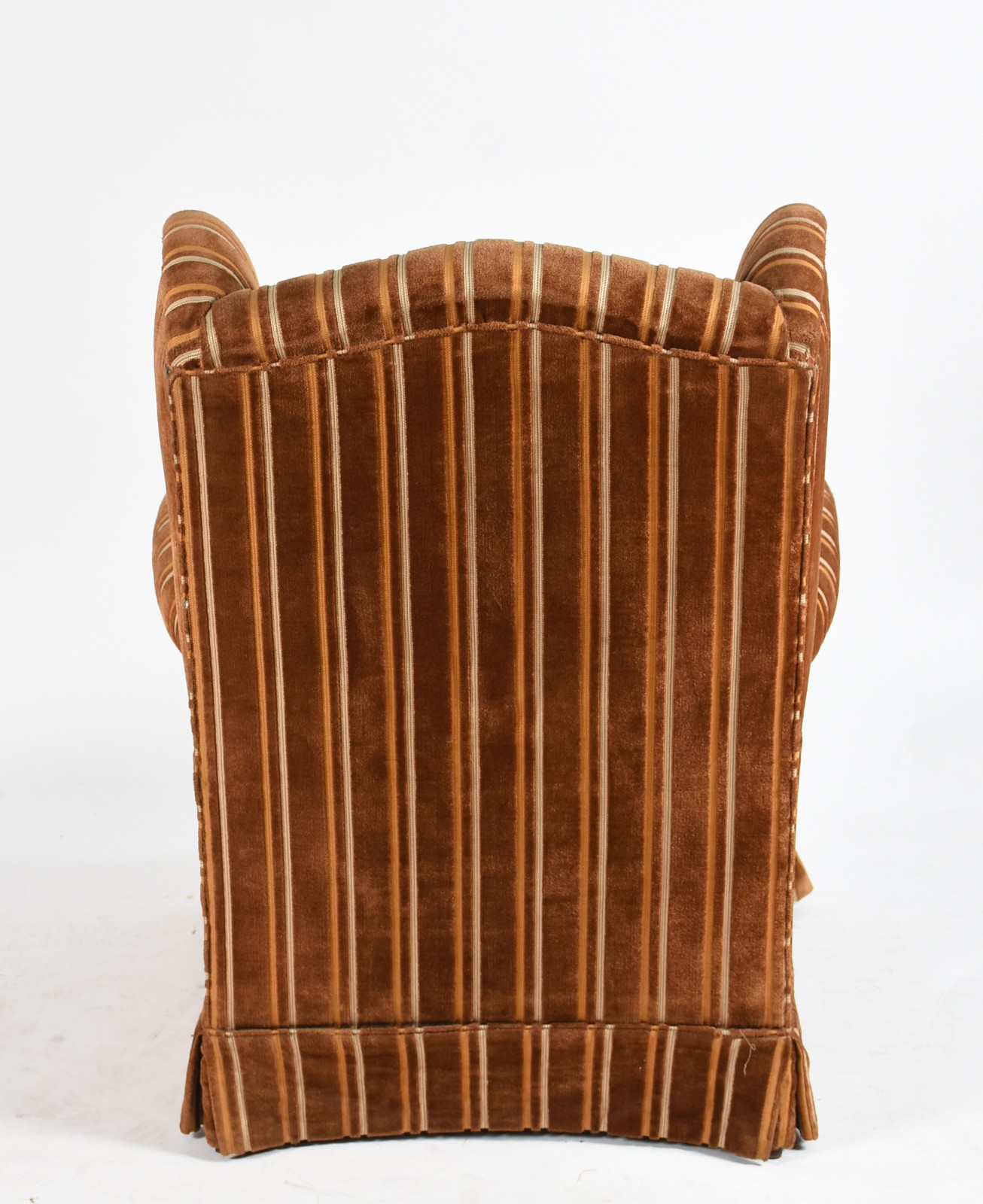 Bergere estofada e forrada com veludo listrado (tecido puído). - foto 6 de 6