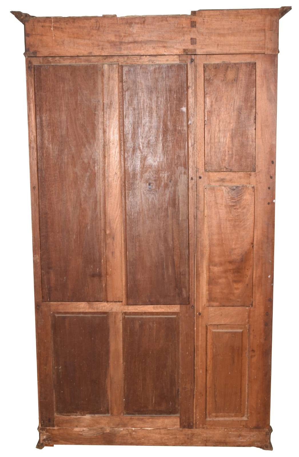 Elegante Vitrine de madeira nobre, porta com vidro jateado, quinas... - foto 3 de 4
