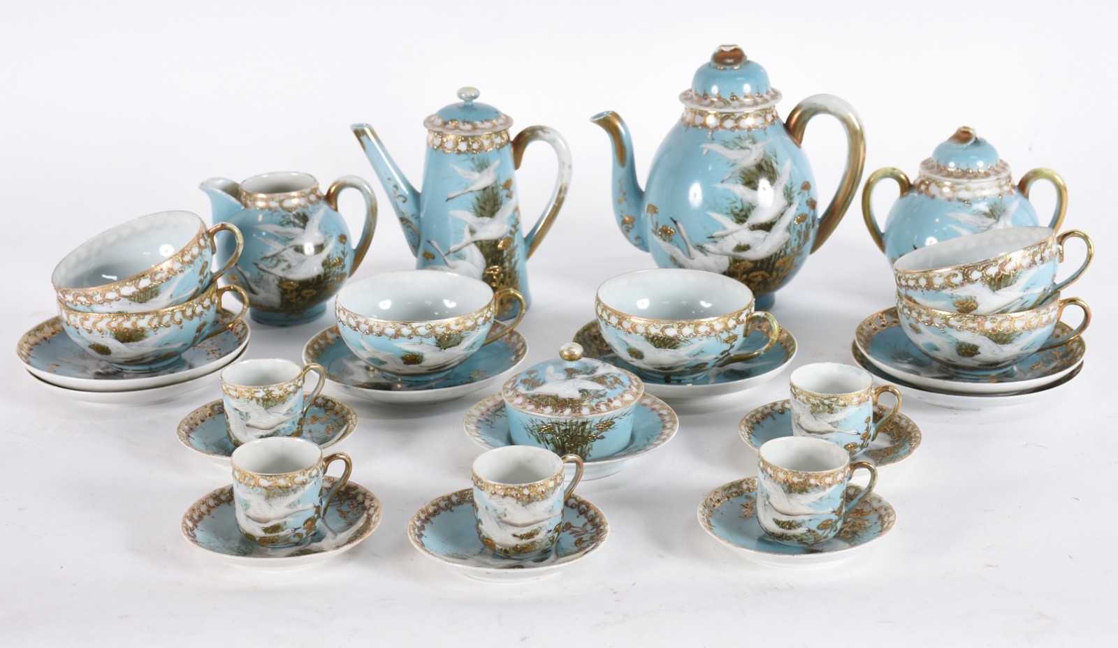 Conjunto de chá e café de porcelana oriental azul com pássaros e... - foto 1 de 5