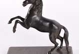 Escultura de petit bronze representando cavalo. - Escultura de petit bronze representando cavalo.