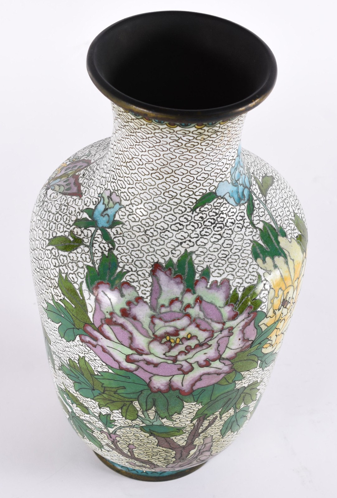 Vaso de cloisonné decorado com flores em policromia (com amassado). - foto 2 de 4