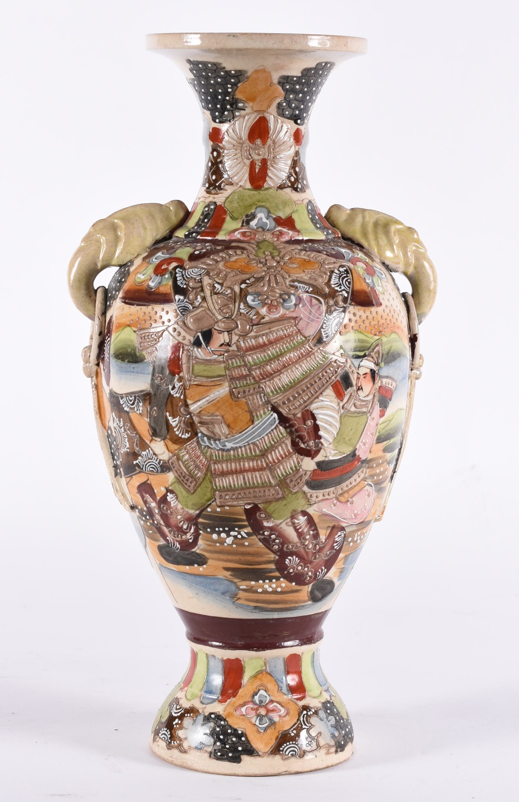 Ânfora de porcelana japonesa Satzuma decorada com guerreiros em... - foto 1 de 5