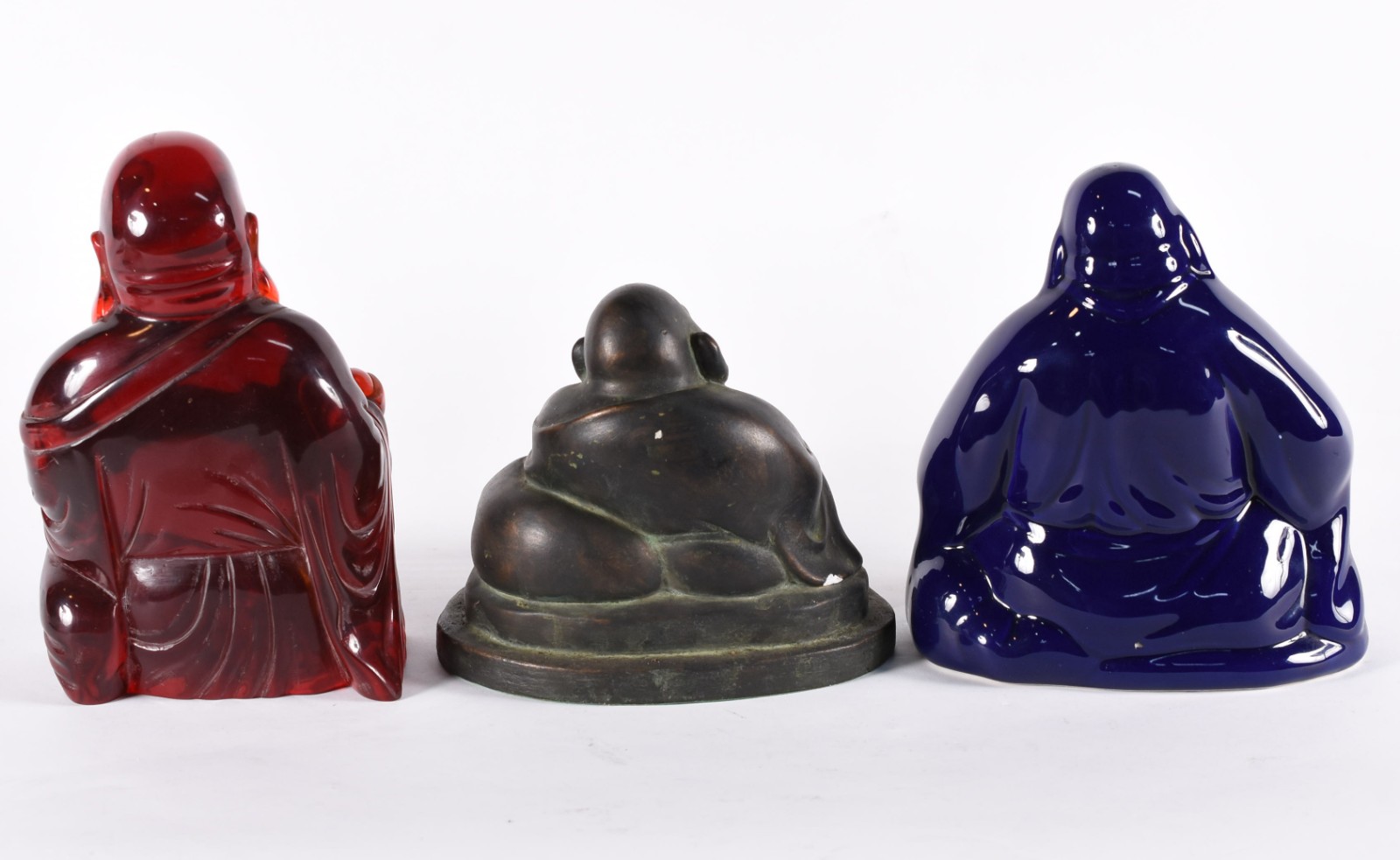 Três figuras de Buda em diversos materiais. - foto 7 de 7