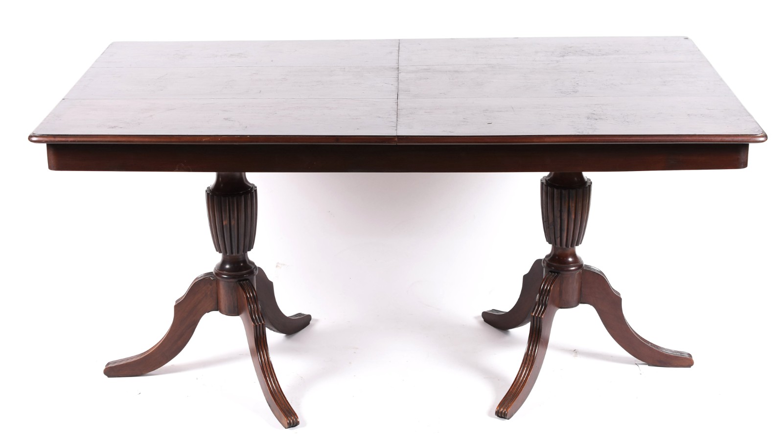 Mesa de jantar de madeira nobre feitio retangular, com uma tábua... - foto 4 de 10