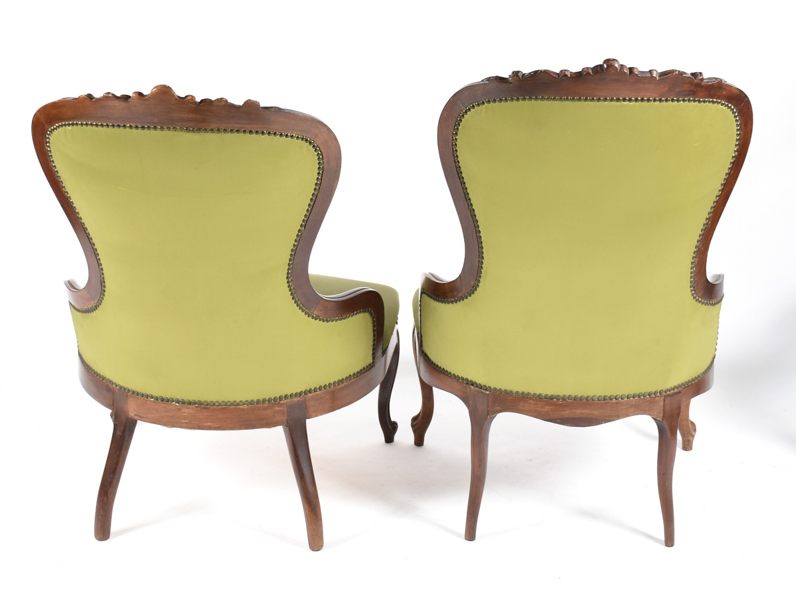 Conjunto de sofá e par de poltronas de madeira nobre estofadas e... - foto 5 de 5
