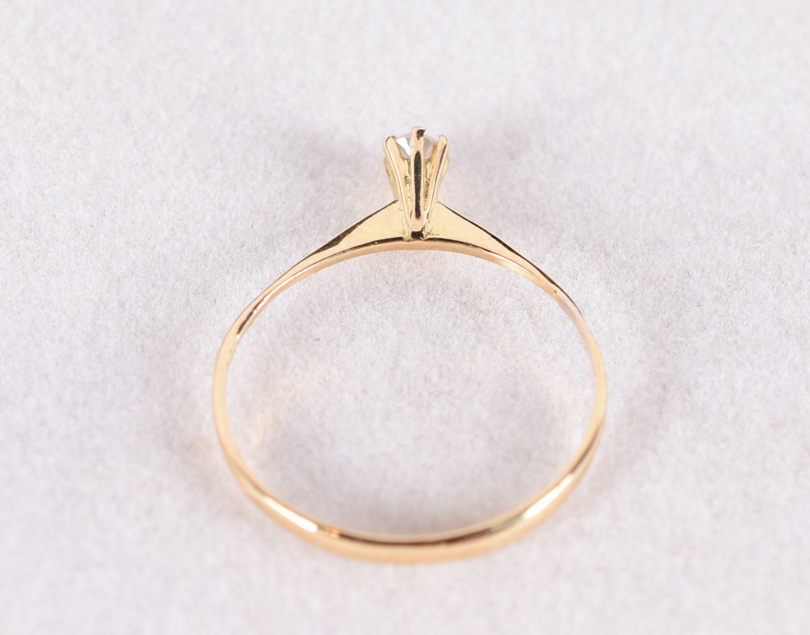 Anel solitário em ouro 18 k com 1 diamante, aro 19 (Por motivos de... - foto 3 de 3