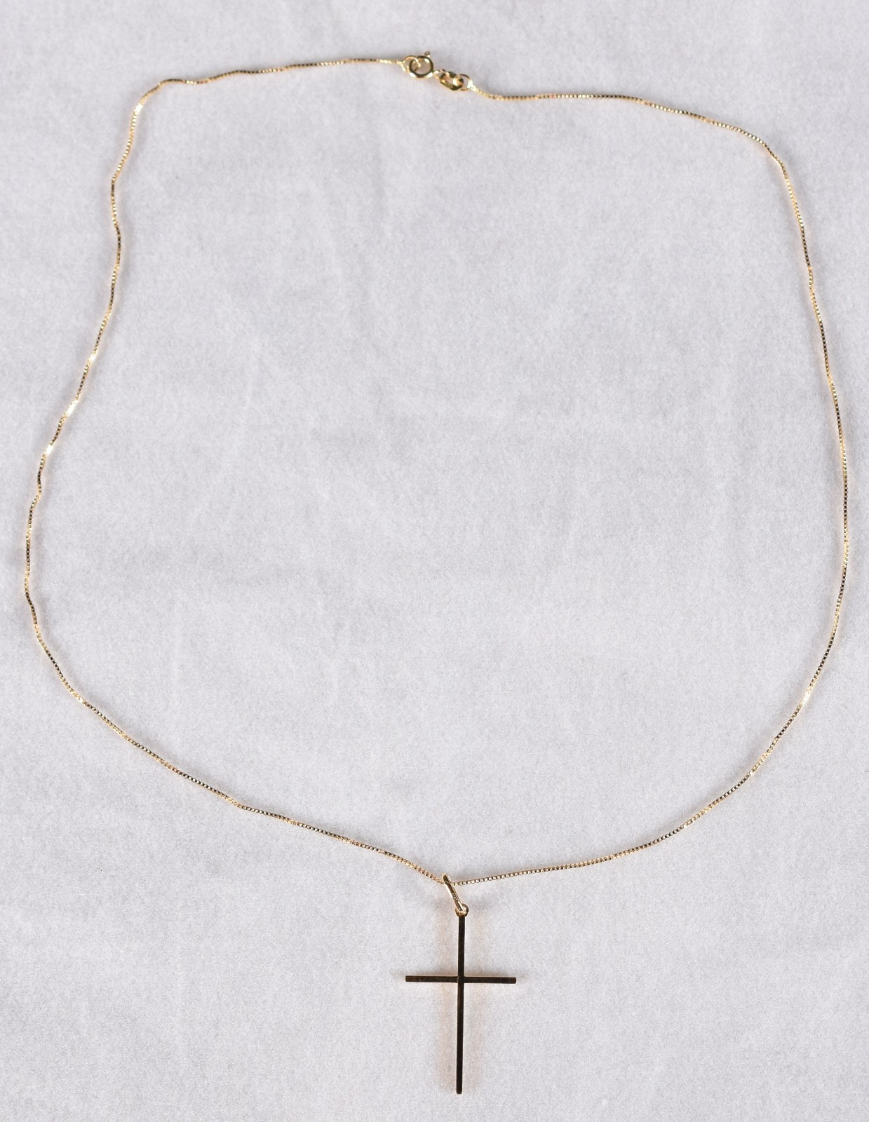 Cordão de ouro 18 k, contraste 750 e pingente na forma de crucifixo... - foto 6 de 6