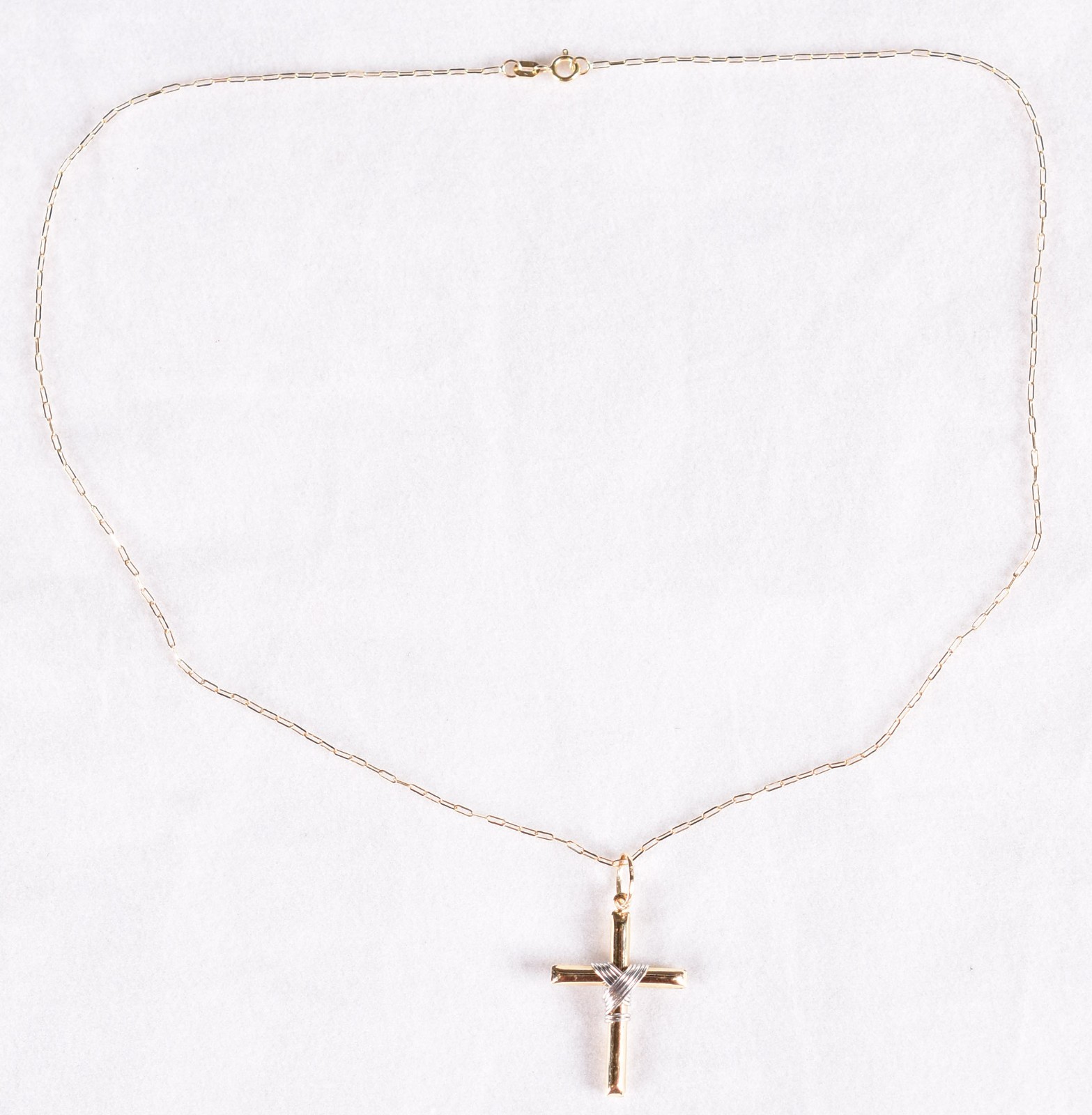 Colar de ouro 18 k, contraste 750 com crucifixo (Por motivos de... - foto 2 de 5