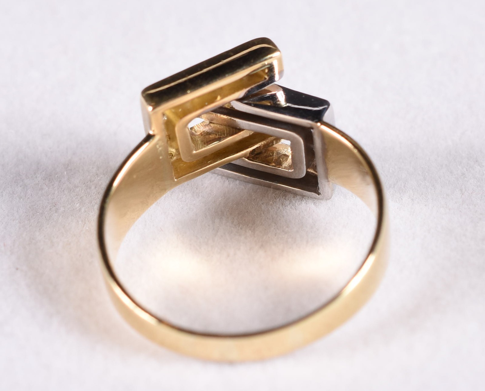 Anel de ouro 18 k e ouro branco com 12 brilhantes, aro 20 (Por... - foto 4 de 4