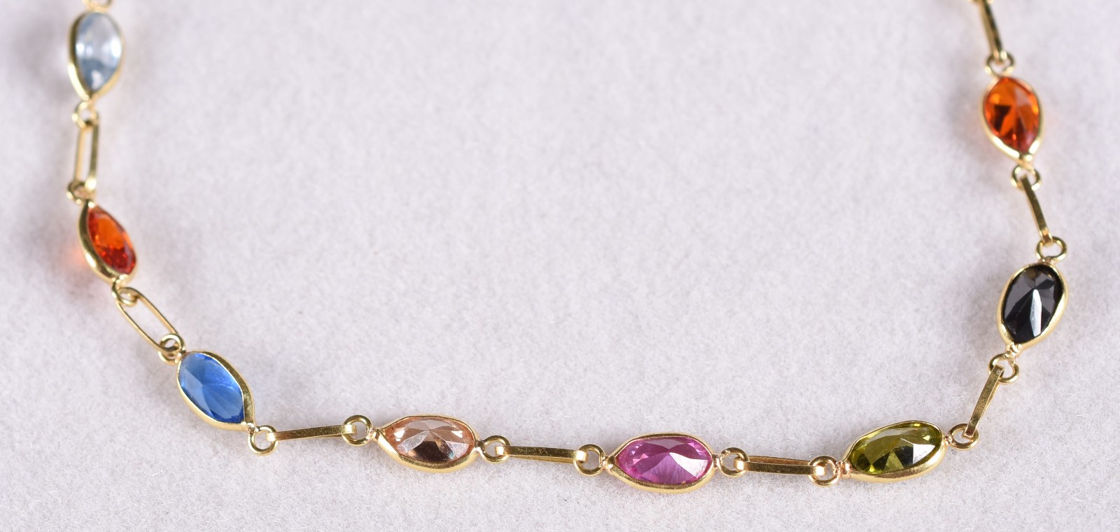 Pulseira de ouro 18 k, contraste 750 com pedras coloridas (Por... - foto 3 de 4
