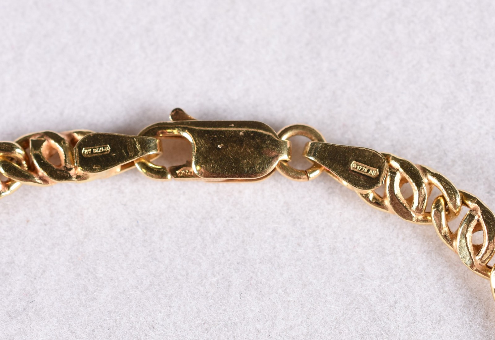 Pulseira de ouro 18k, contraste 750 (Por motivos de segurança a peça... - foto 3 de 3