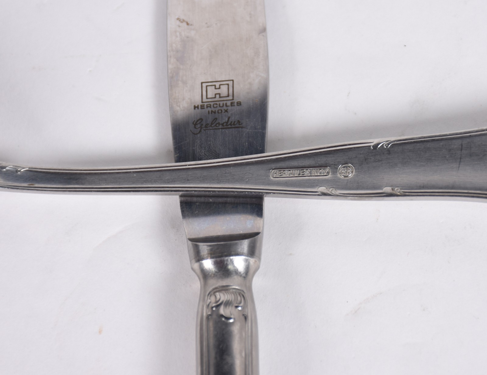 Faqueiro Hércules de aço inox, composto de 12 facas, 12 garfos, 12... - foto 5 de 5