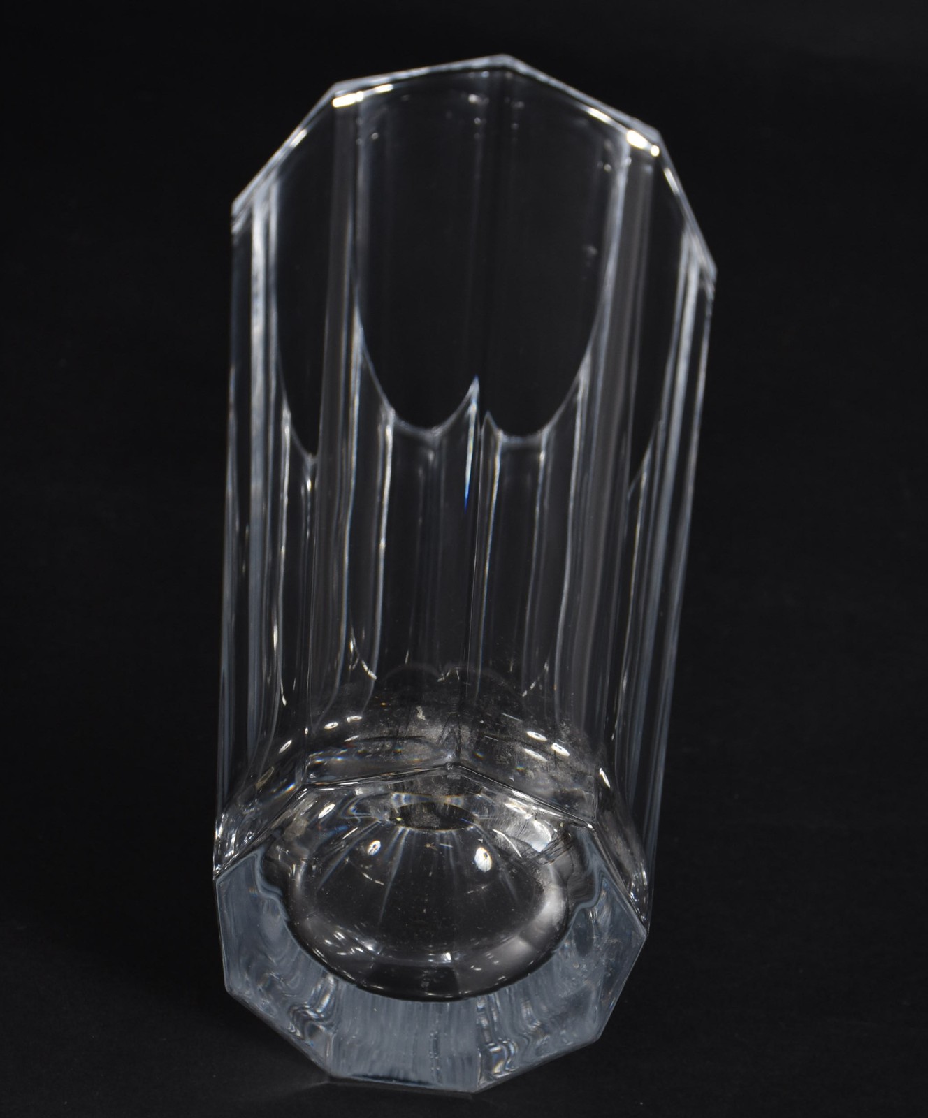 Vaso de cristal europeu facetado. - foto 4 de 4