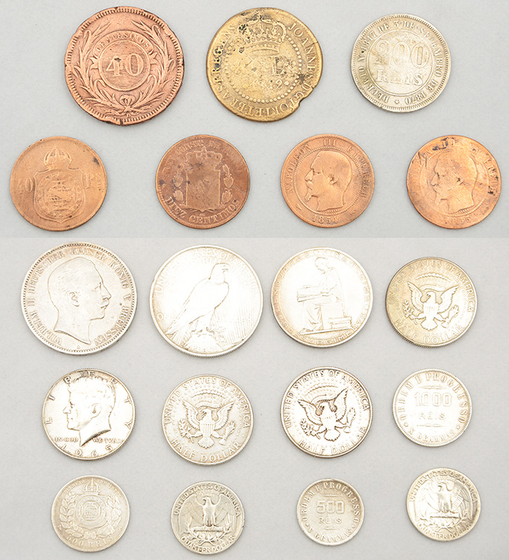 Lote com 12 antigas moedas de prata e 7 de metal . Total 19 peças... - foto 2 de 2