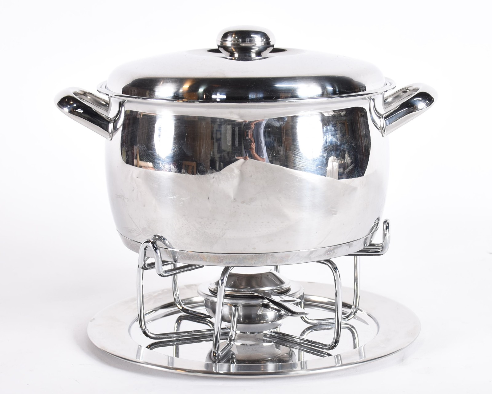 Caçarola com rechaud e presentoir de inox Tramontina. - foto 1 de 6