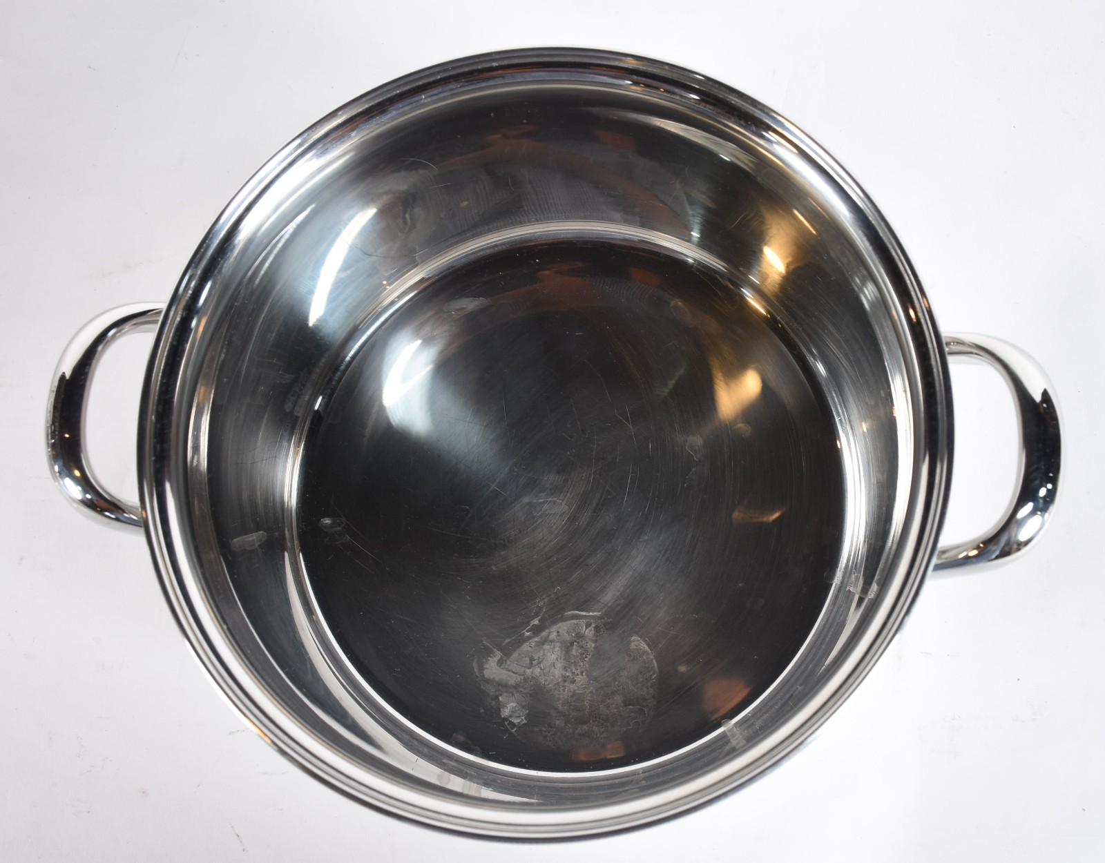 Caçarola com rechaud e presentoir de inox Tramontina. - foto 6 de 6