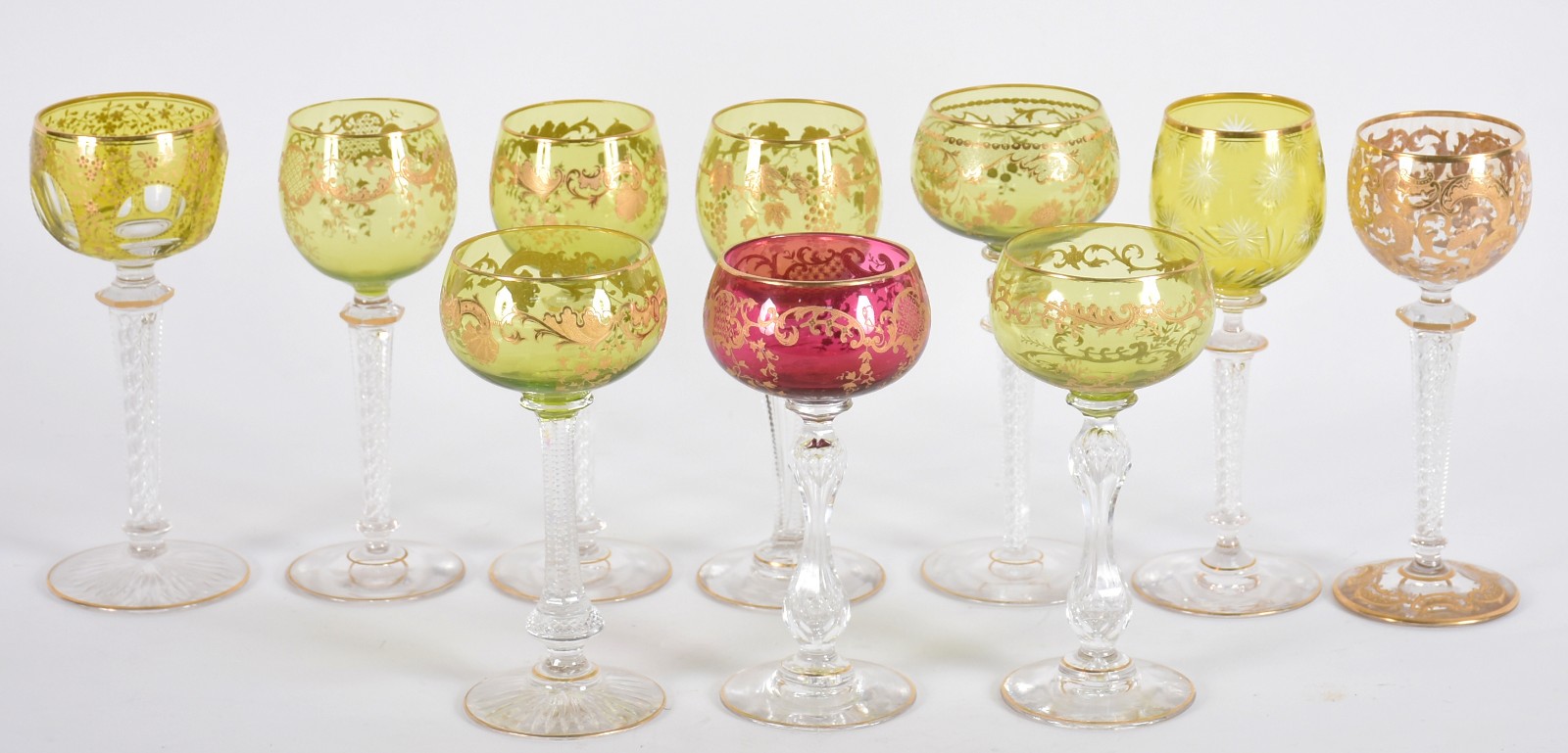 Dez cálices de cristal europeu lapidado doublé em diversas cores e... - foto 1 de 5