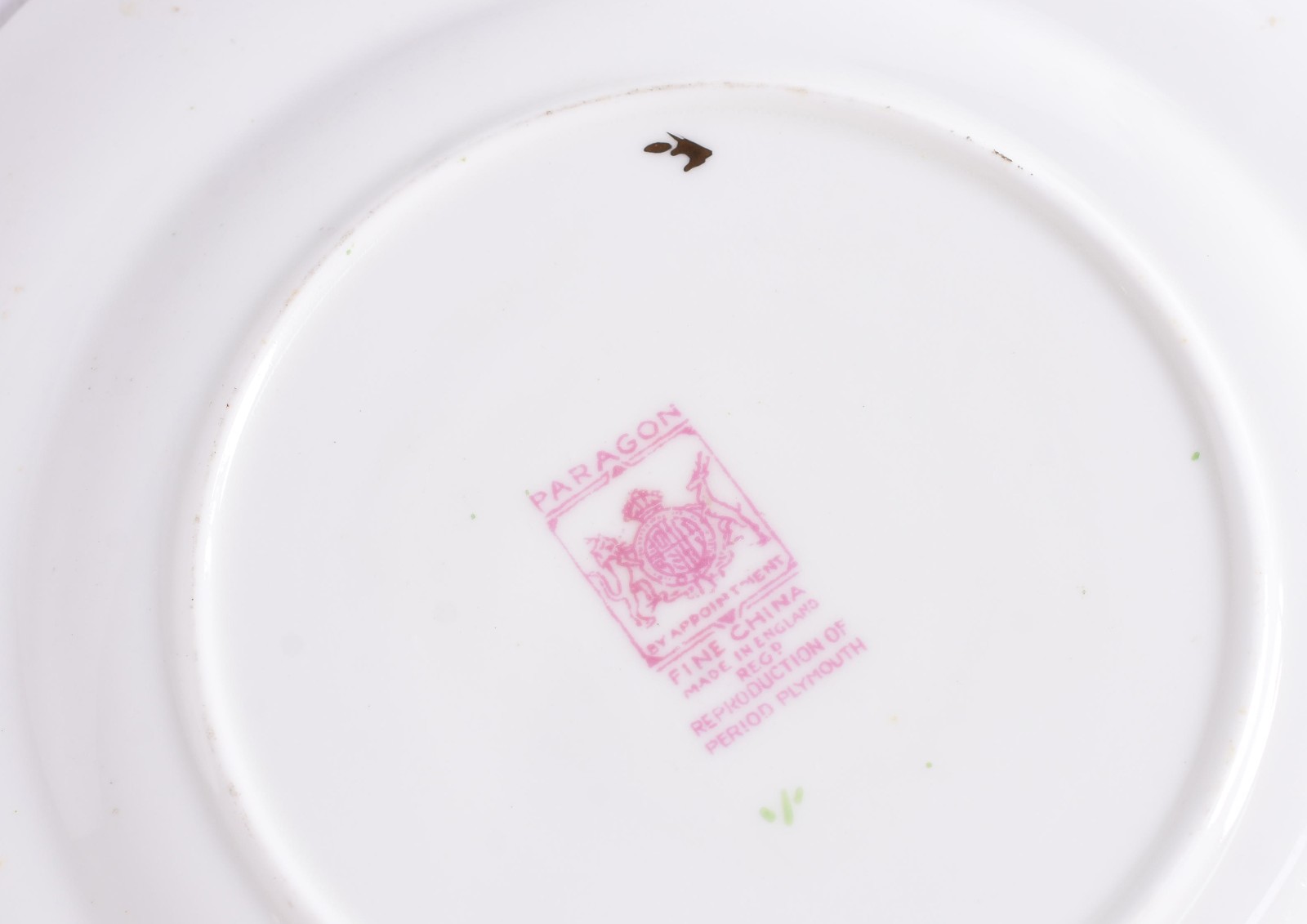 Diversas peças de porcelana policromada, sendo: 6 pratinhos ingleses... - foto 9 de 9