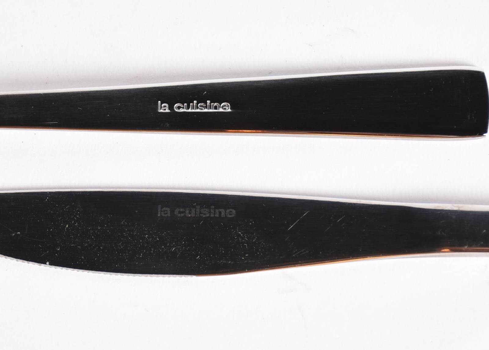 Faqueiro de inox La Cuisine composto de: 7 garfos, 7 facas e 6... - foto 6 de 6