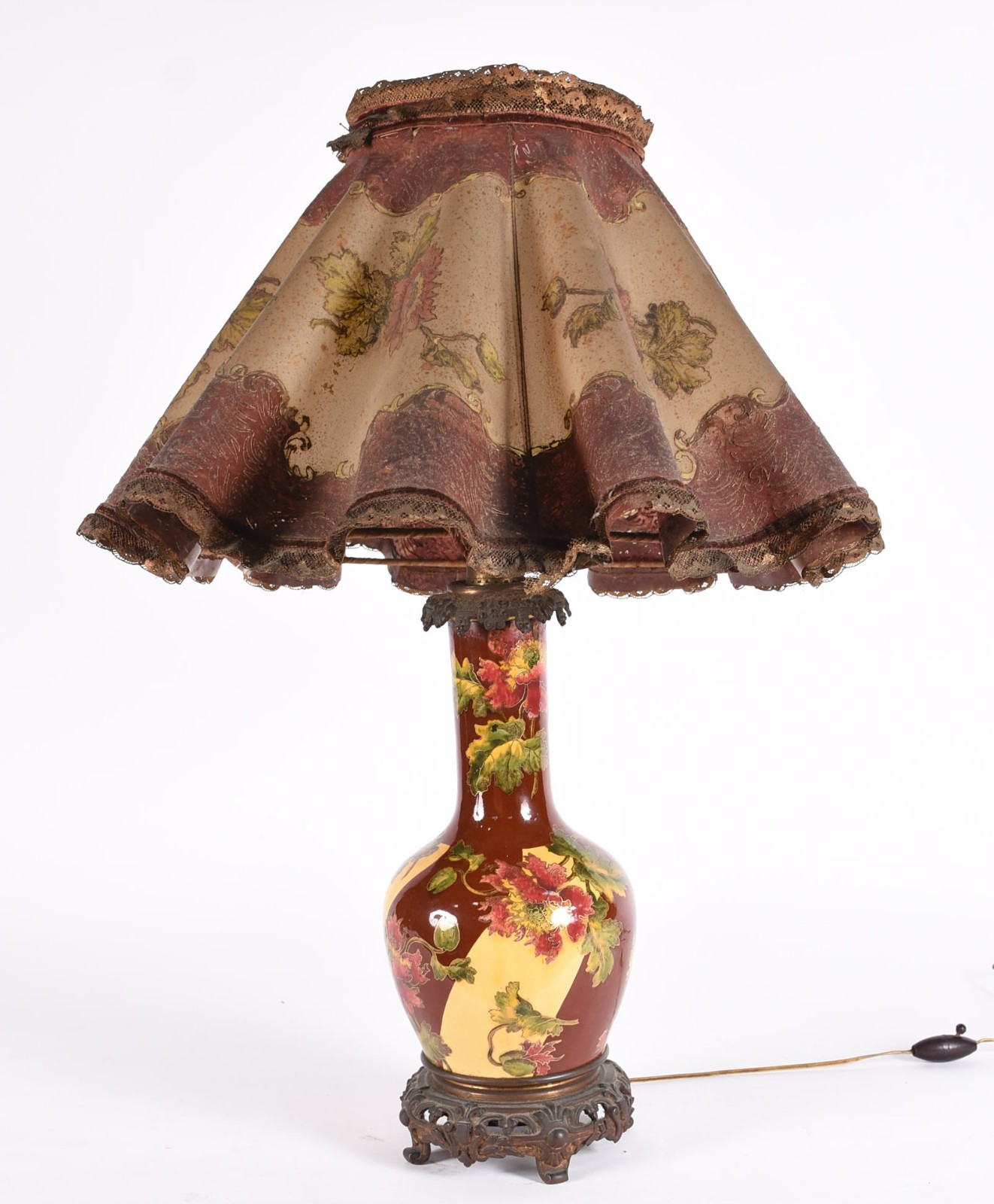 Abatjour antigo de porcelana floral policromada com base de bronze... - foto 1 de 7