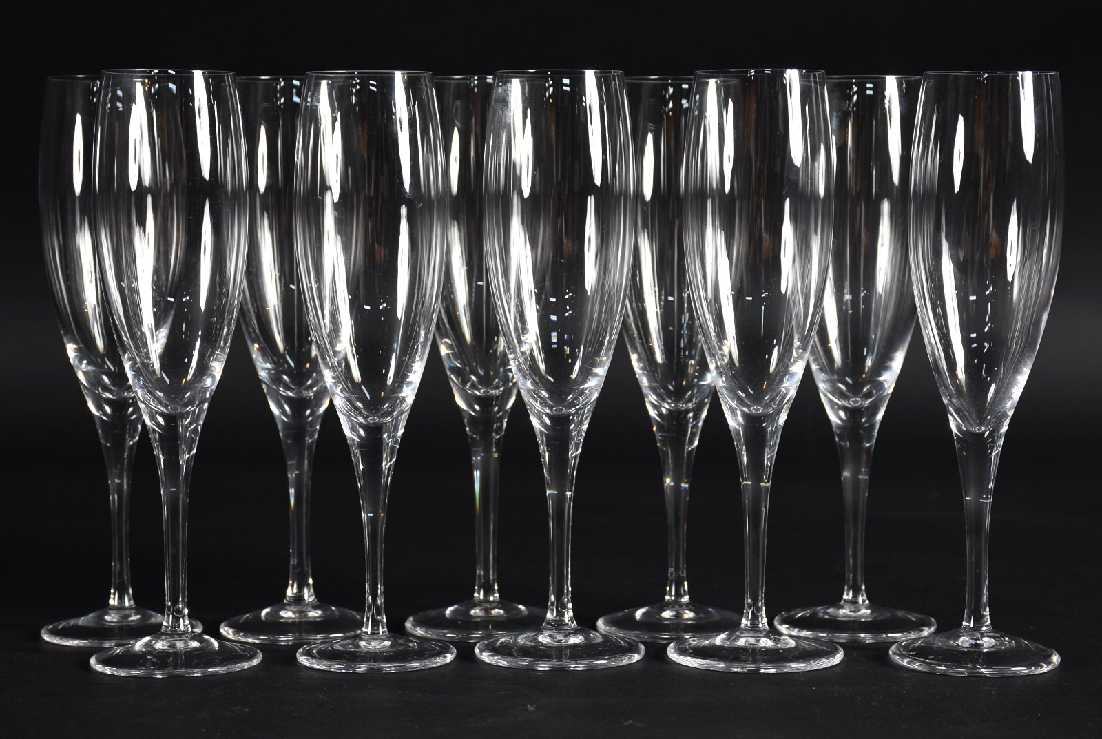 Dez flutes de cristal para champagne. - foto 1 de 4