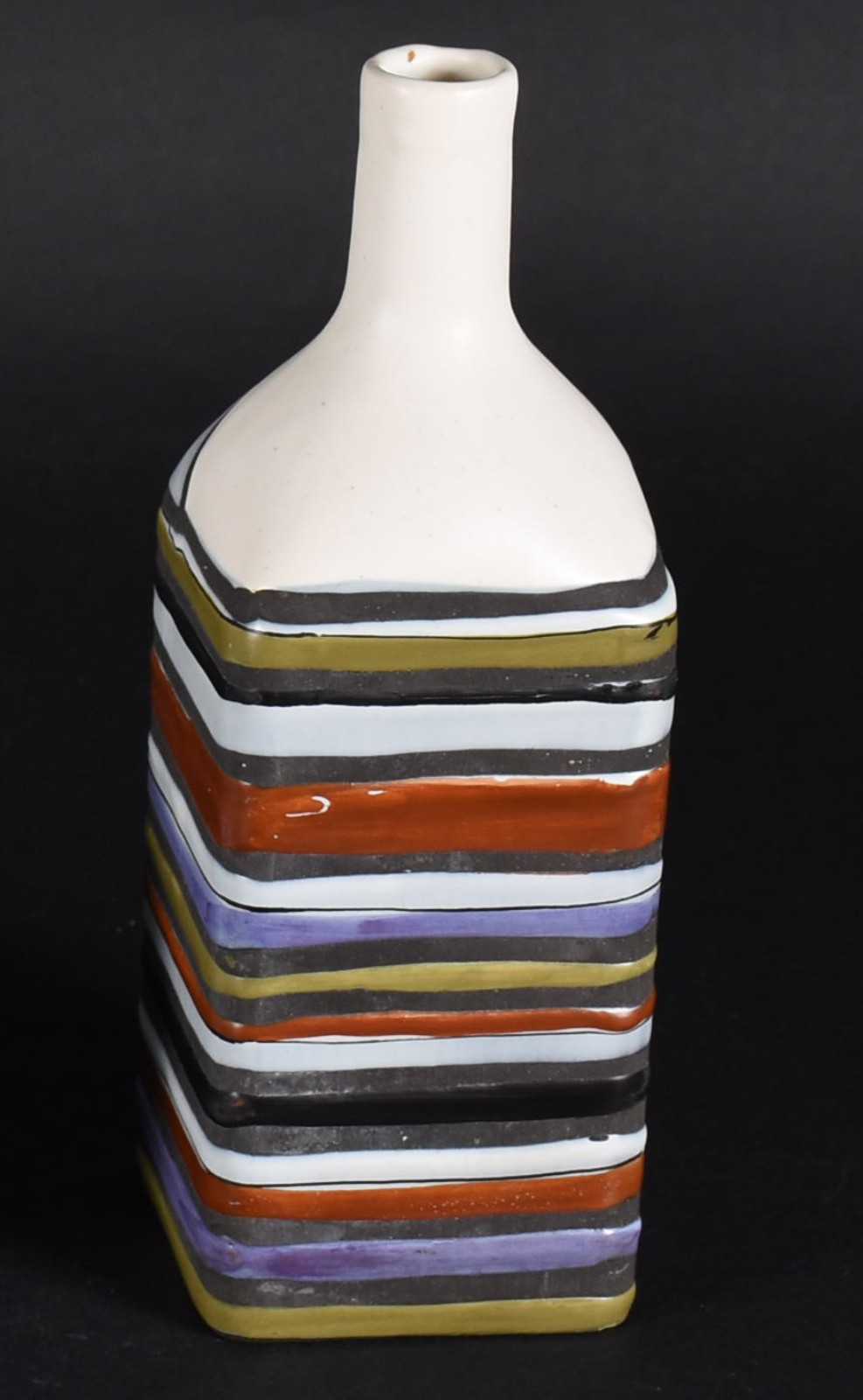 Vaso de cerâmica pintado à mão, Vallauris, cerca 1956, com listras em... - foto 3 de 5