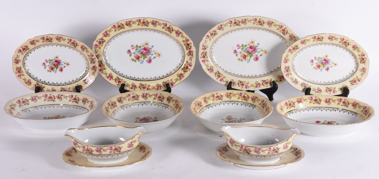 Aparelho de jantar, chá e café de porcelana japonesa "Gold Castle"... - foto 2 de 9