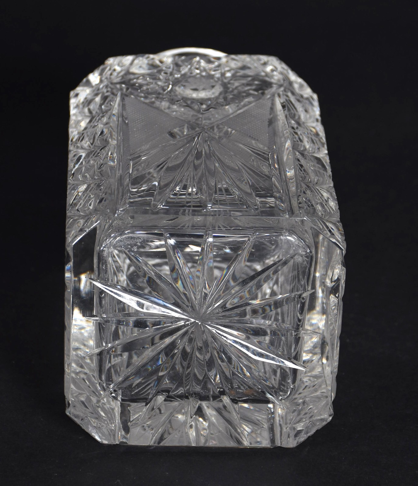 Conjunto com garrafa de cristal lapidado e 10 copos curtos para... - foto 5 de 5
