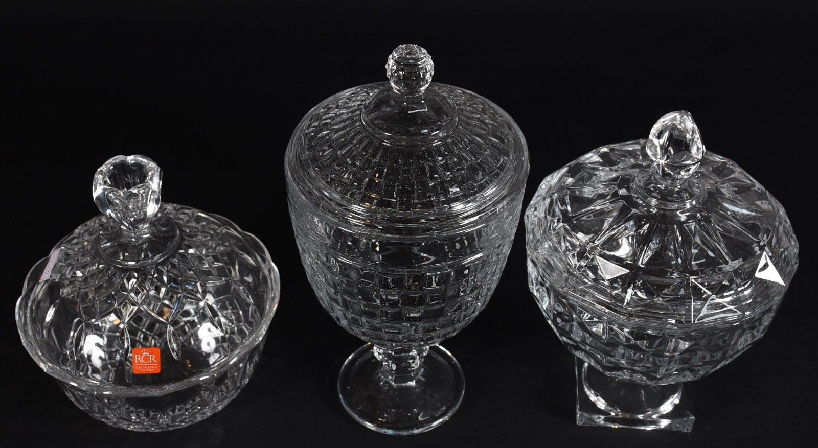 Três bombonieres em demi cristal. - foto 2 de 4