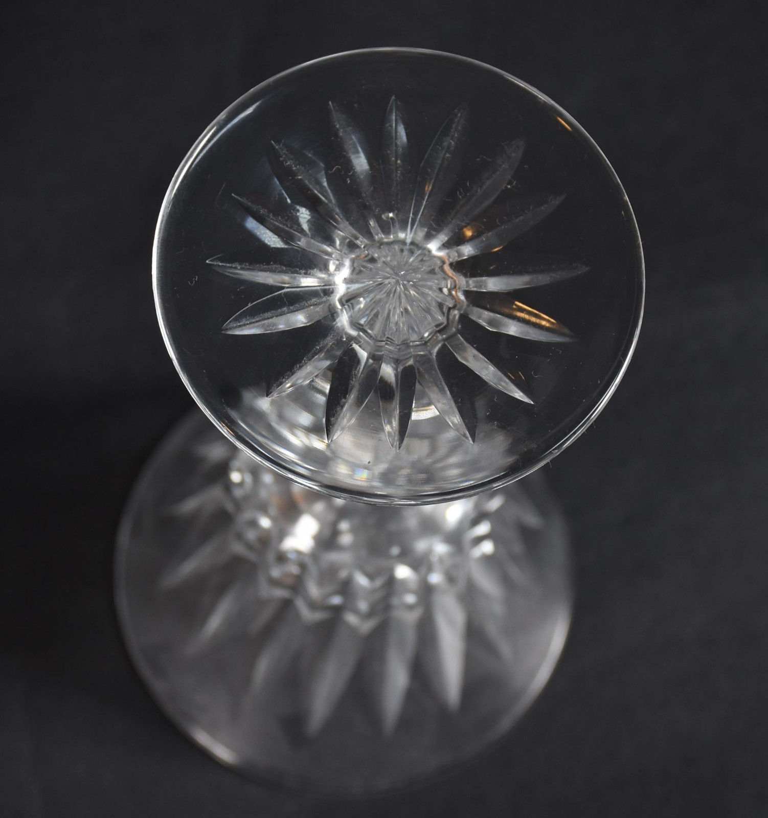 Serviço de cristal lapidado SAAR, marcados na base, composto de: 5... - foto 6 de 6