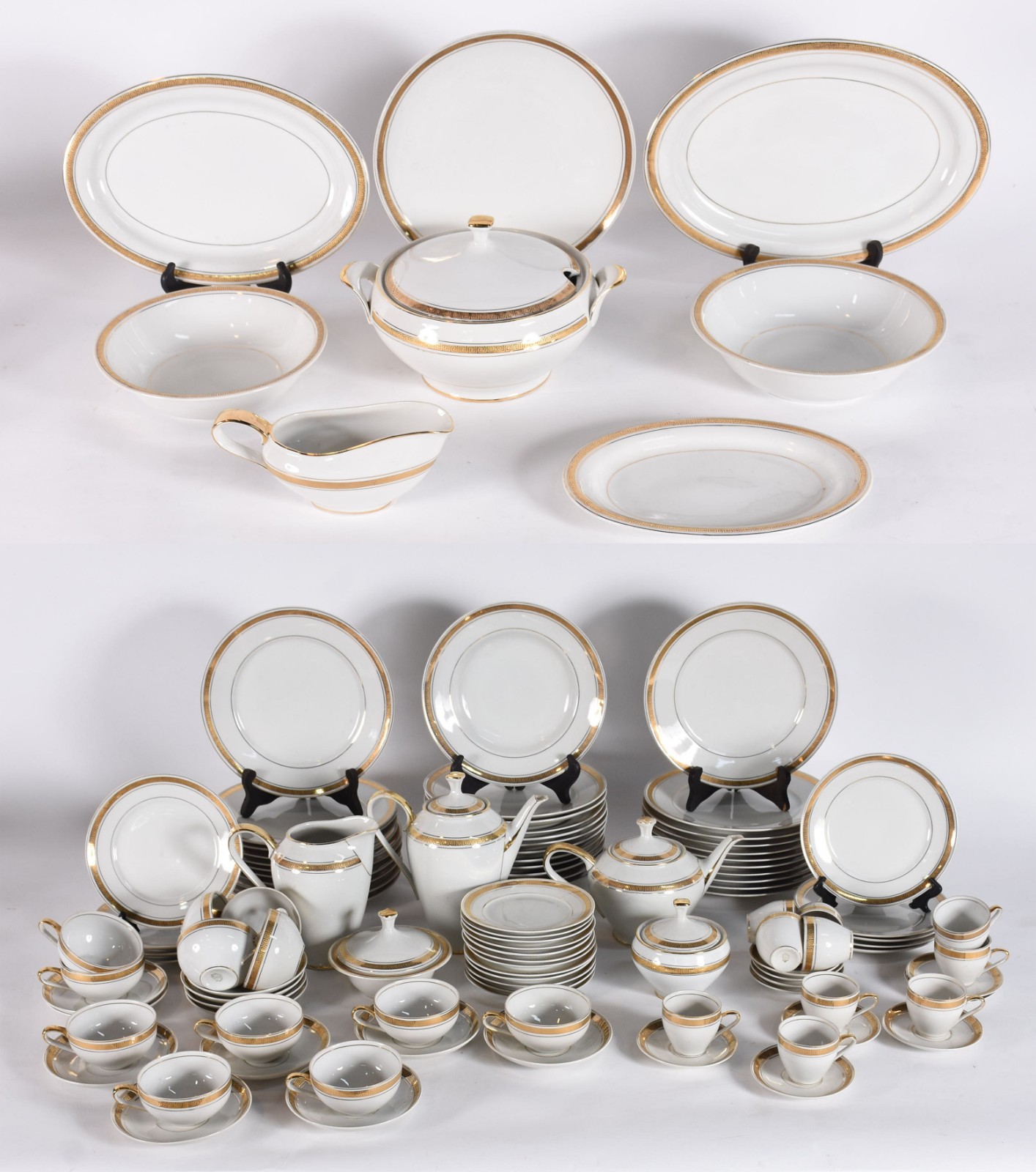Aparelho de chá, jantar e café de porcelana MAUA composto de: 22... - foto 1 de 4