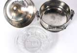 REED & BARTON,  - Baixela para chá e café de pewter Reed & Barton com 6 peças, sendo:  2 bules, leiteira, açucareiro, manteigueira com recipiente interno de cristal tra