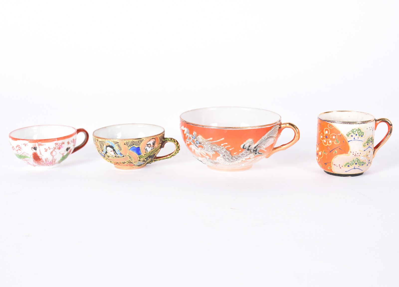 Seis xícaras diversas para café e chá de porcelana de diversas... - foto 4 de 7