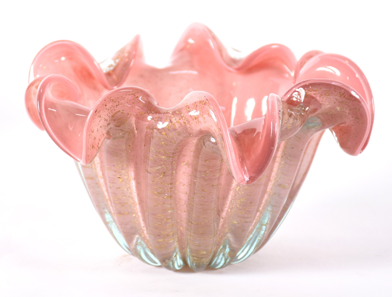 Bowl de vidro decorativo na cor rosa com pó de ouro, borda feitio... - foto 1 de 3
