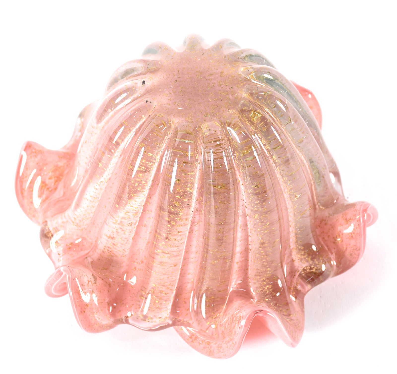 Bowl de vidro decorativo na cor rosa com pó de ouro, borda feitio... - foto 3 de 3