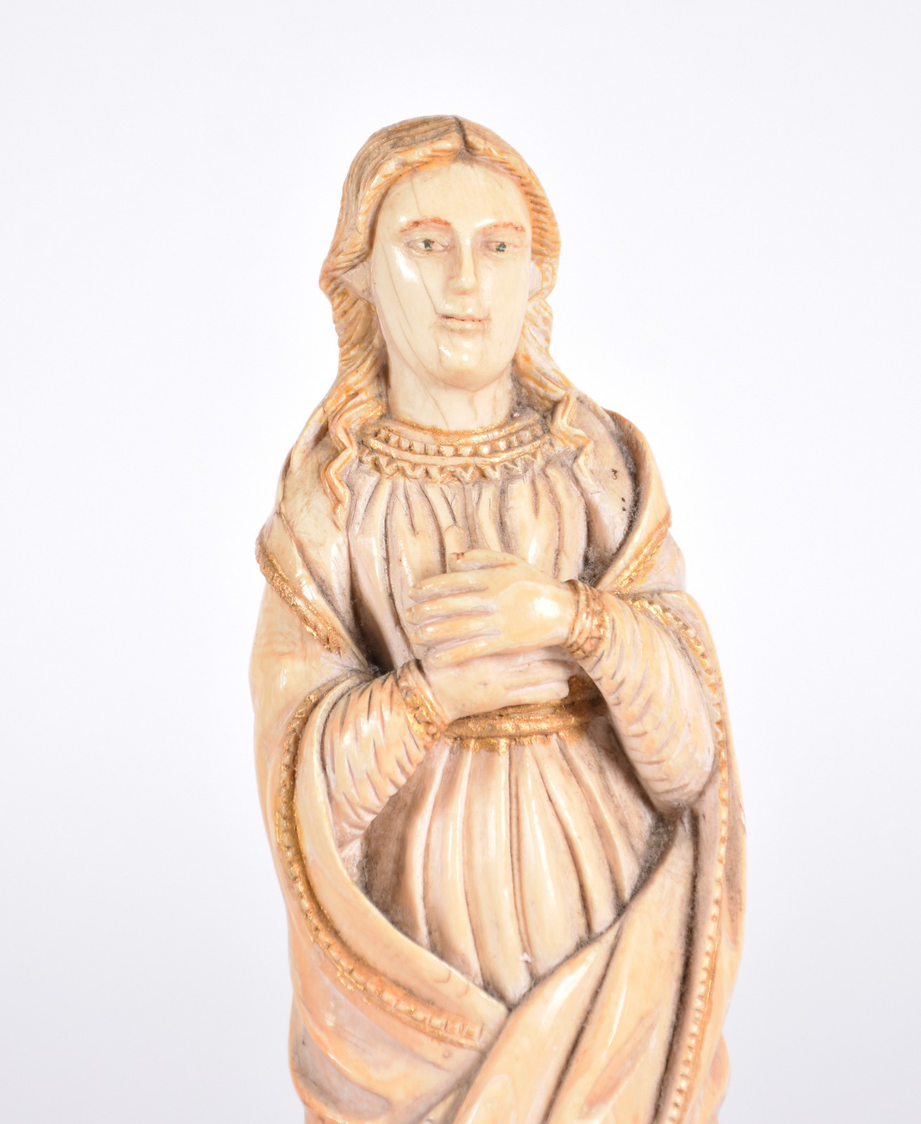 Excepcional imagem de Nossa Senhora ricamente esculpida em marfim... - foto 4 de 4
