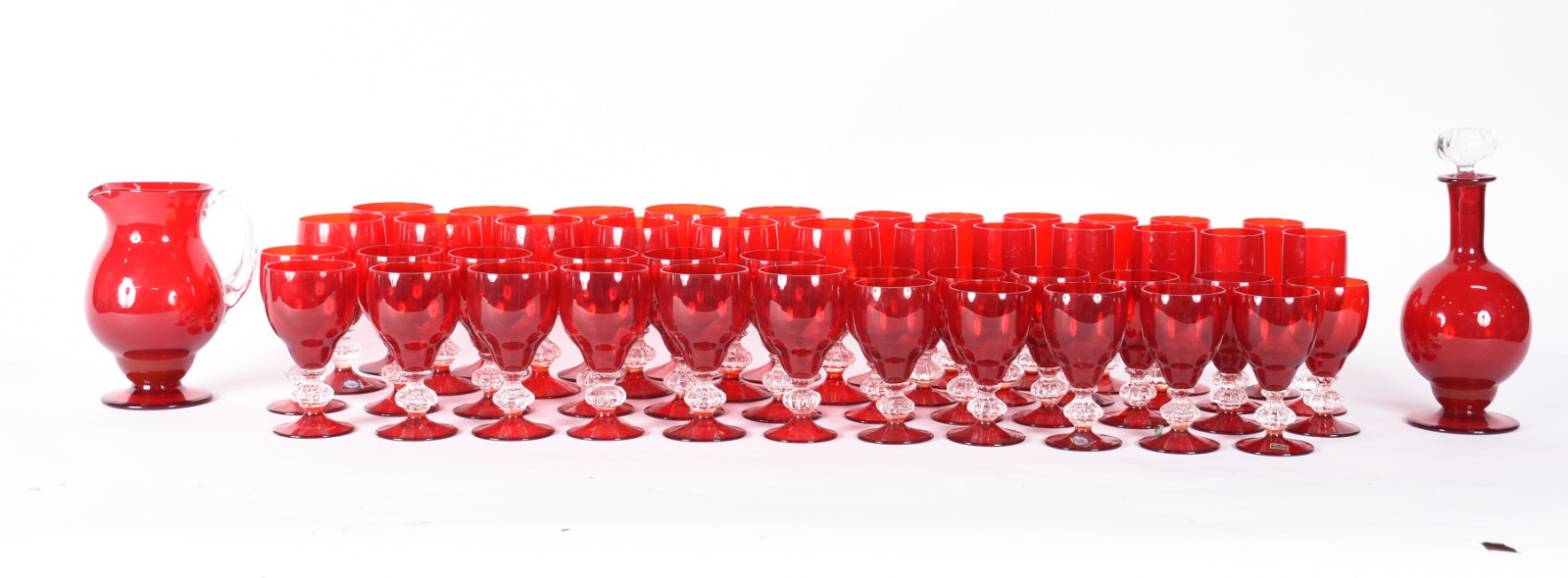 Serviço de taças de murano vermelho italiano composto de: 11 para... - foto 6 de 6