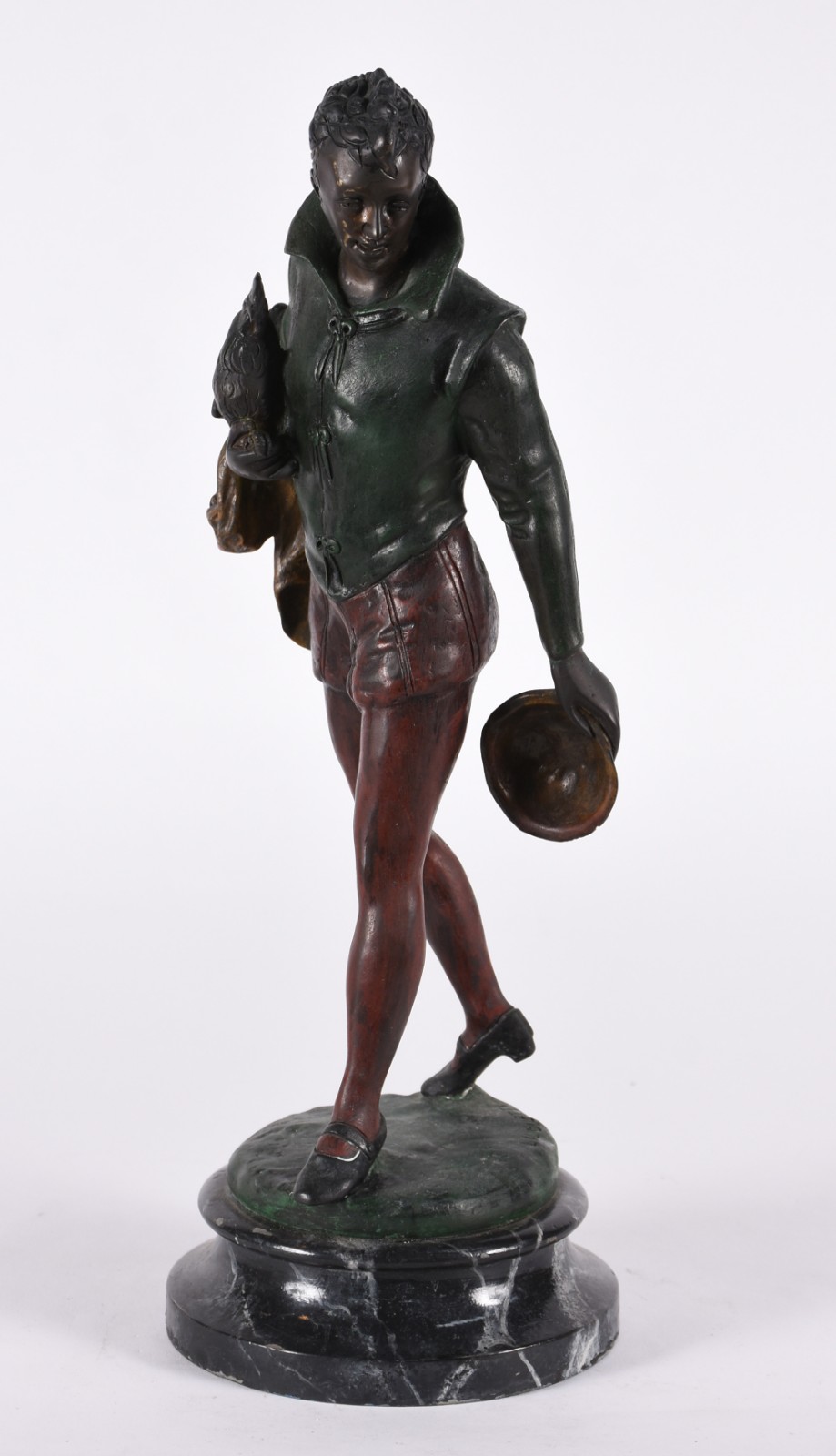 Estatueta de bronze policromado representando caçador, assinado. Base... - foto 1 de 4