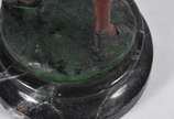 Auguste Louis Lalouette (França, 1826 - 1883),  - Estatueta de bronze policromado representando caçador, assinado. Base de mármore.