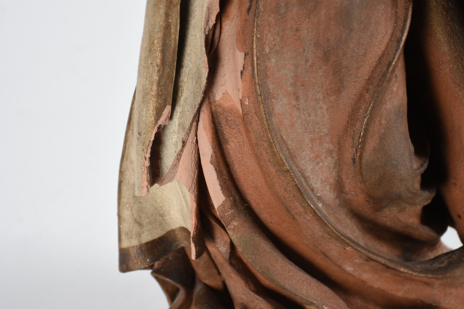 Imagem de terracota século XX representando Nossa Senhora das Dores... - foto 5 de 7