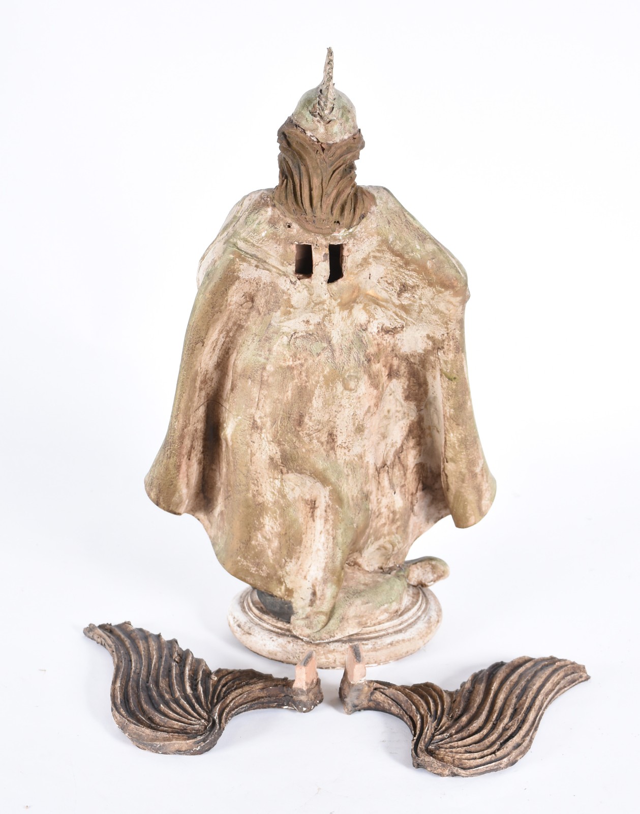 Imagem de terracota século XX representando São Miguel Arcanjo. - foto 3 de 7