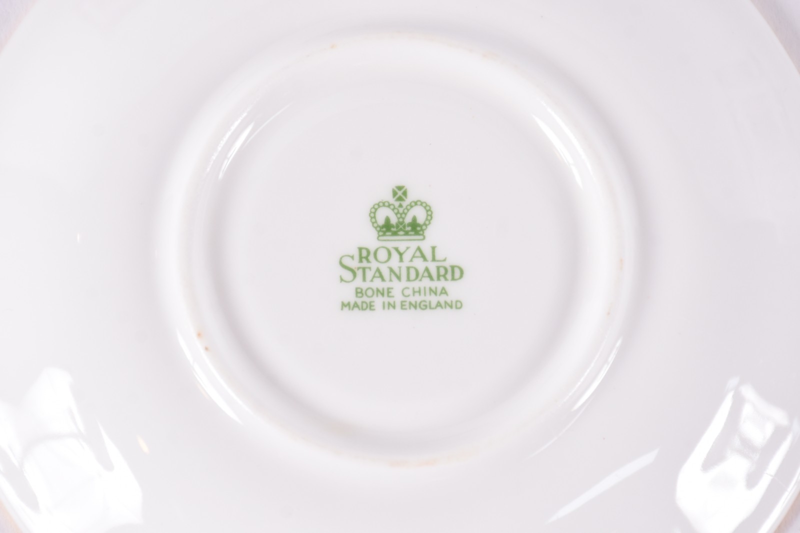Oito xícaras de café de porcelana inglesa "Royal Standard" decoradas... - foto 5 de 5