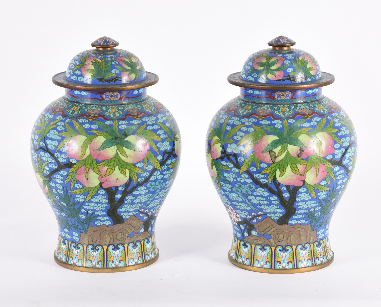 Par de belíssimos potiches de cloisonné chines ricamente decorados... - foto 1 de 7