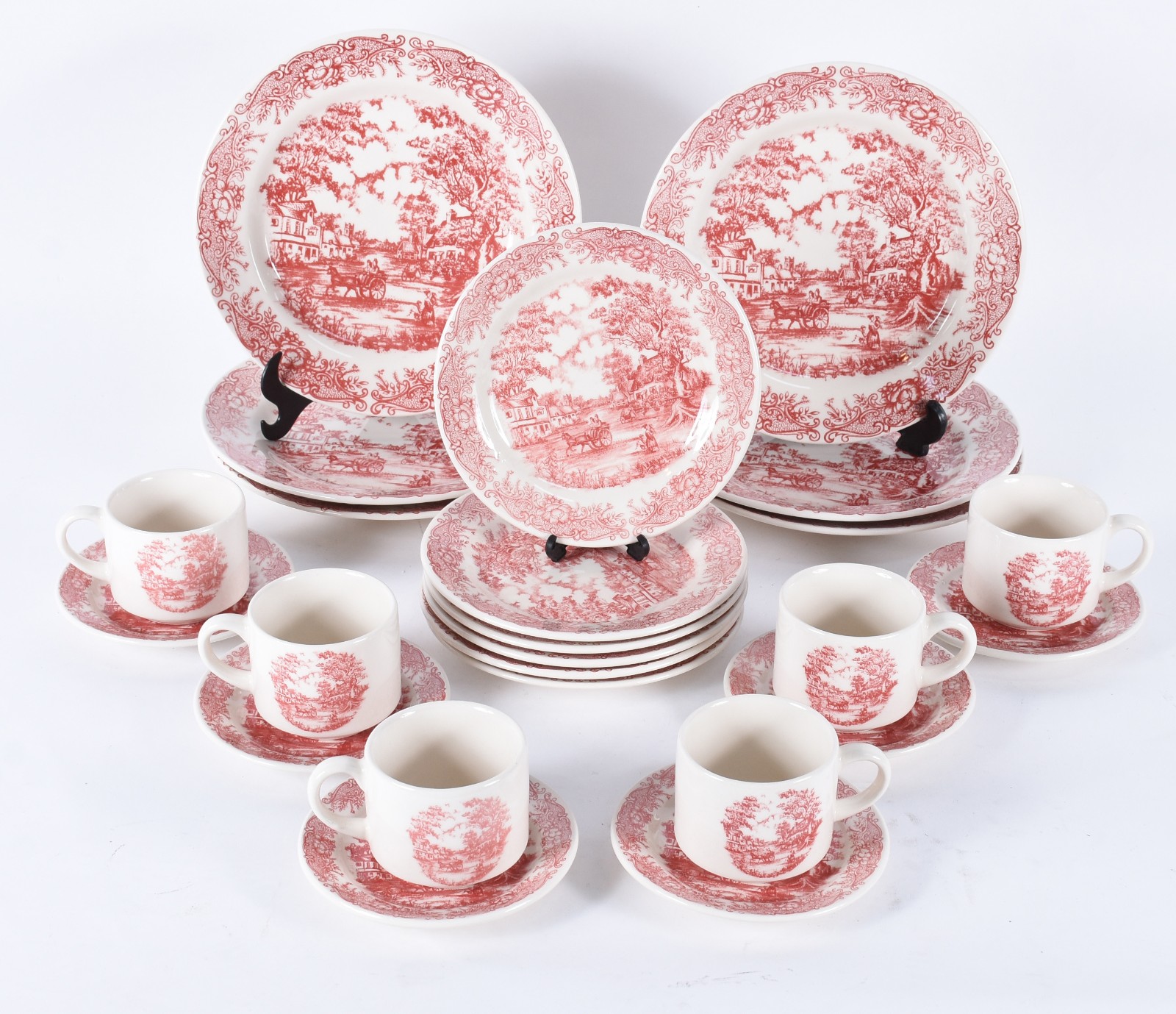 Pequeno serviço de porcelana nacional Biona decorado ao gosto ingles... - foto 1 de 6