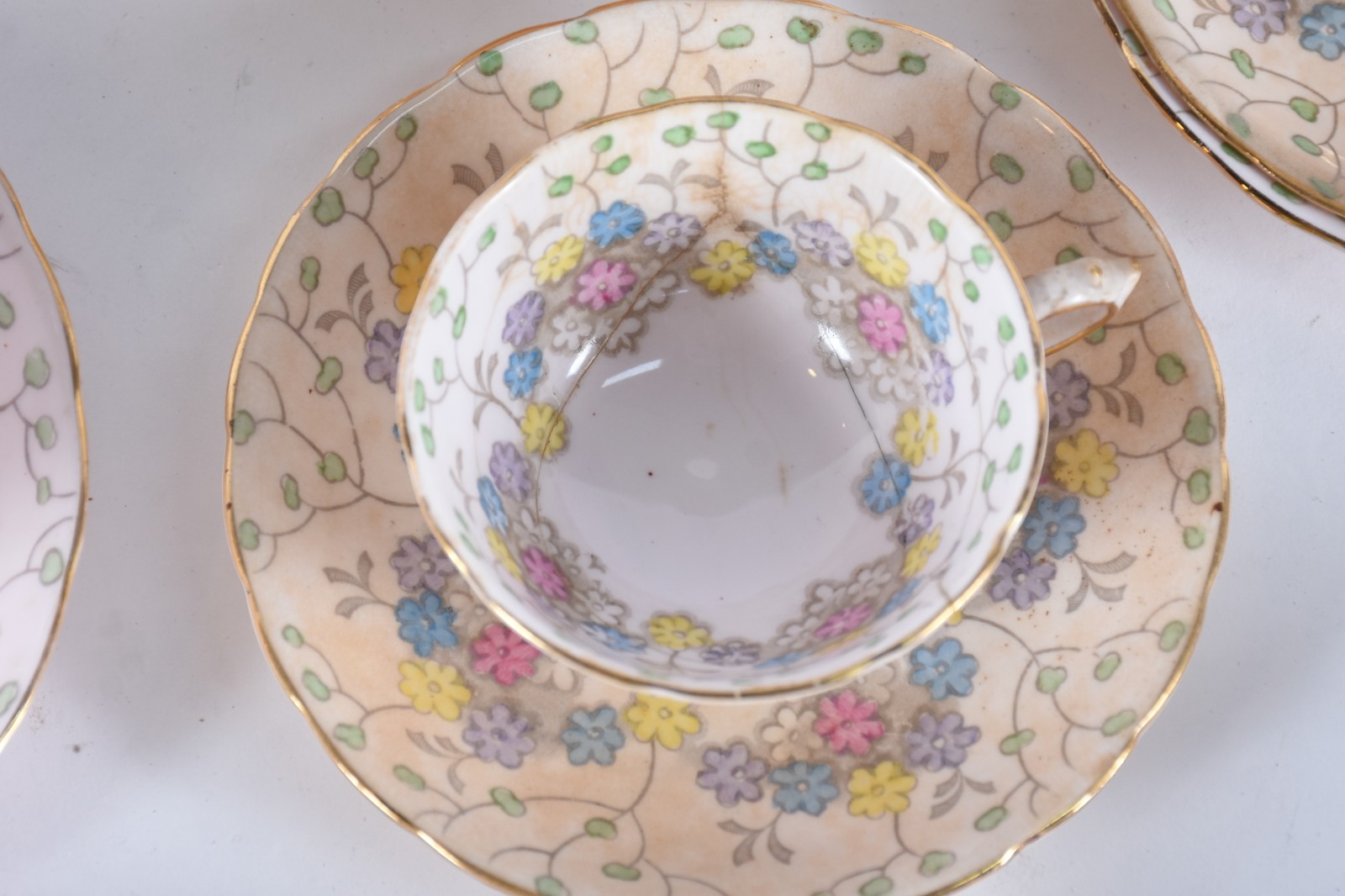 Serviço de faiança inglesa para chá e café composto de: 6 xícaras... - foto 3 de 5
