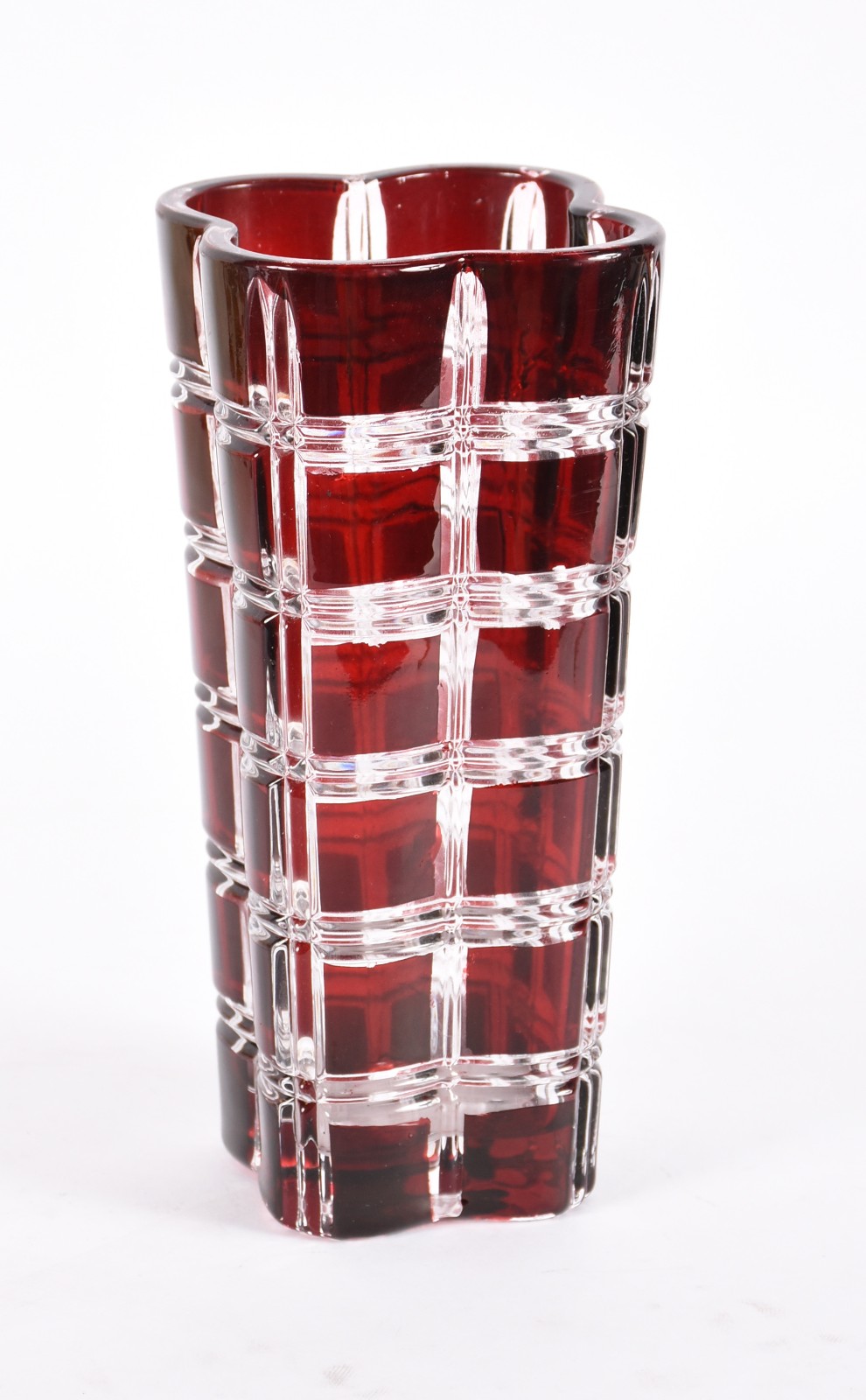 Vaso em demi cristal na cor rubi. - foto 1 de 4
